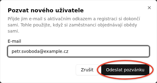 Okno Pozvat nového uživatele s vyplněnou e-mailovou adresou a vyznačeným tlačítkem Odeslat pozvánku